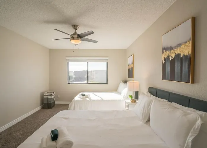 Apartment Sunny Retreat With Pool Gym & Parking Scottsdale